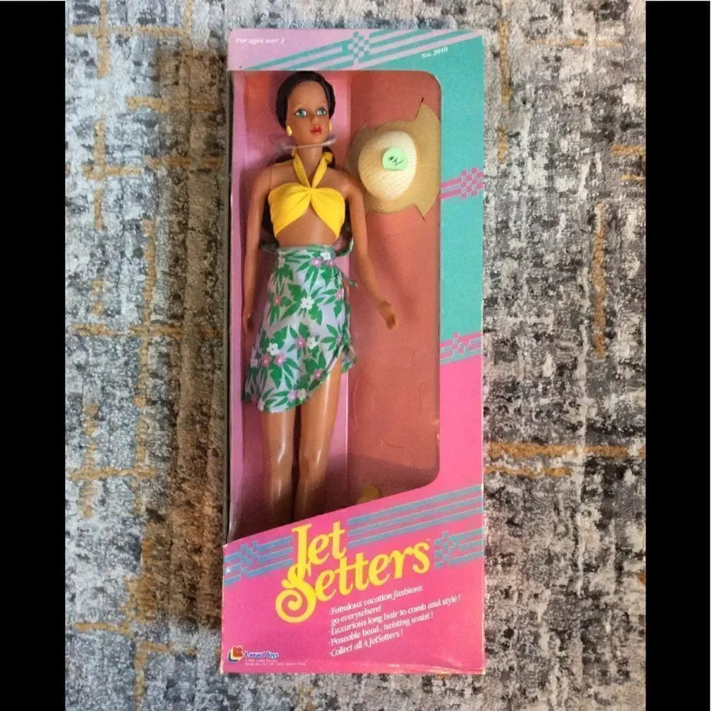 VINTAGE JET SETTERS LEILANI FASHION DOLL!